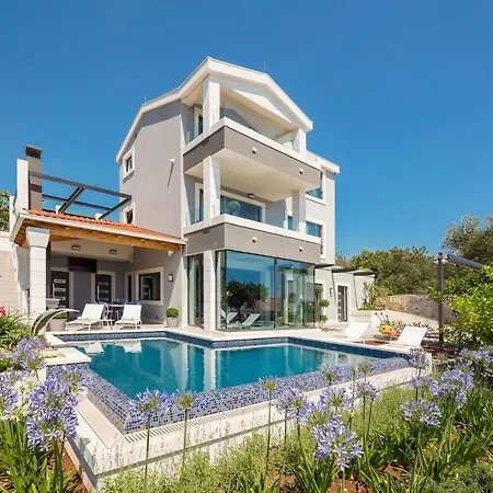 Villa Argemonia Trogir
